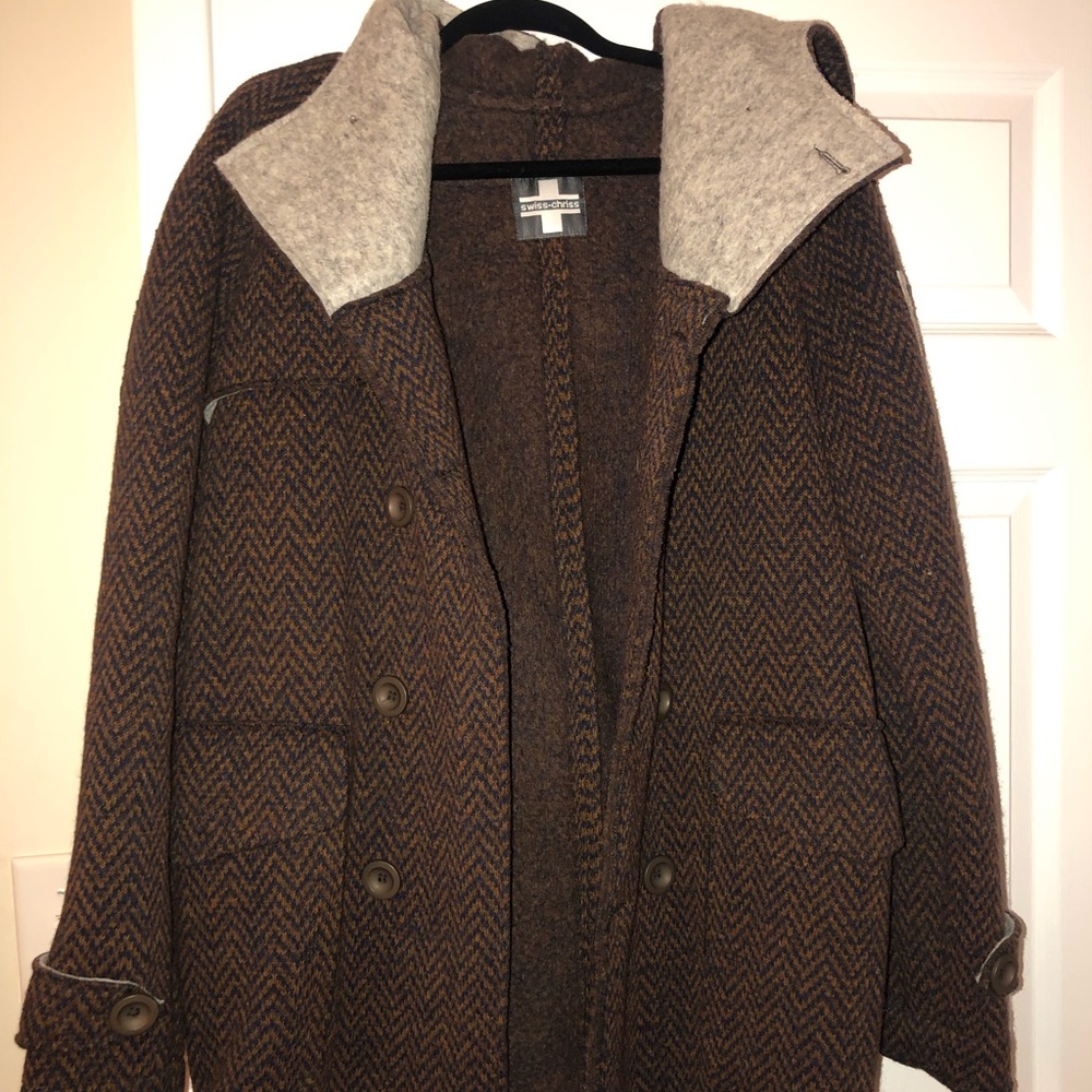 SWISS-CHRISS. Imported from Russia. Coat (M)